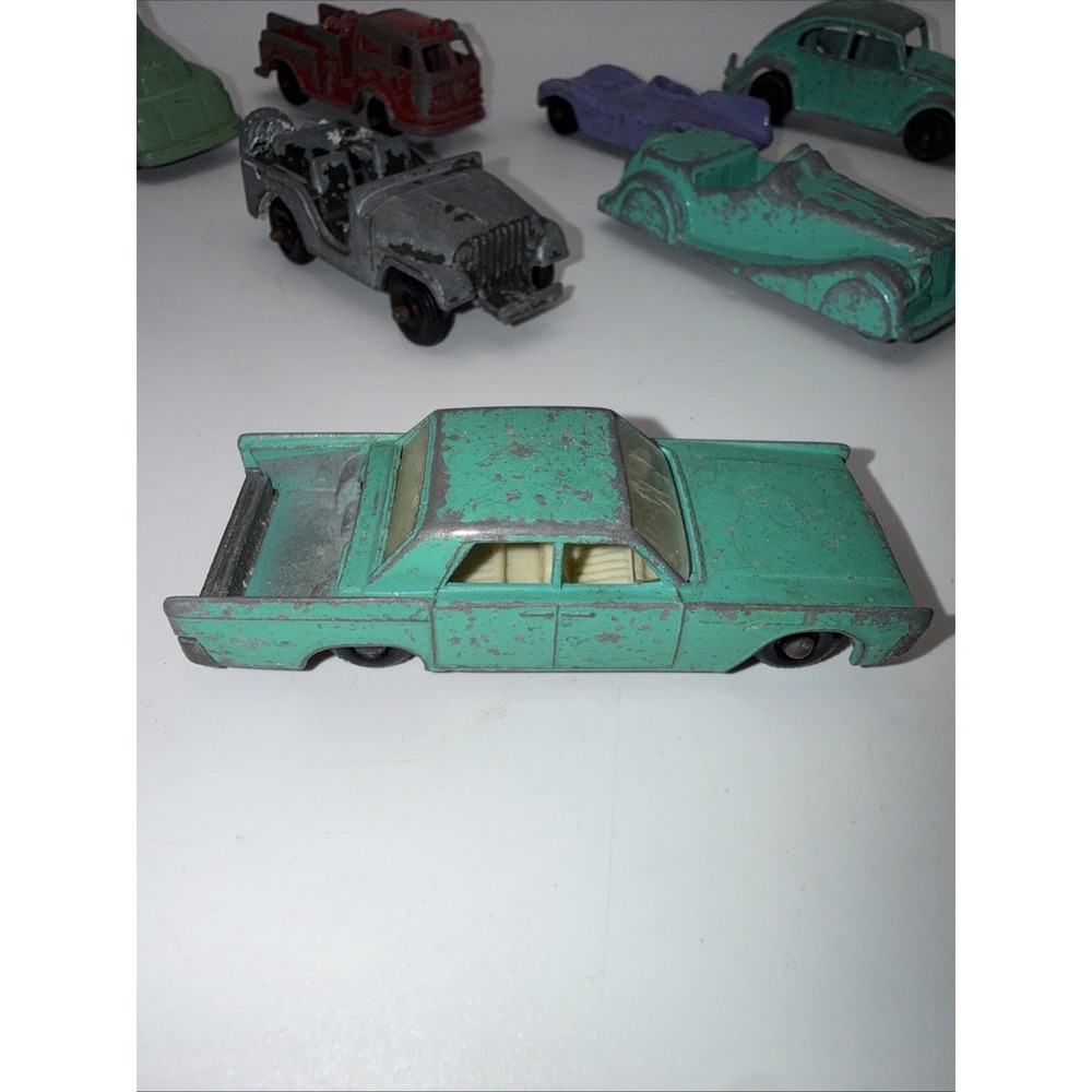 Vintage Metal Die Cast Toy Car Lot Of 14: Tootsie, Midgetoy, Lesney Matchbox - Picture 5 of 16